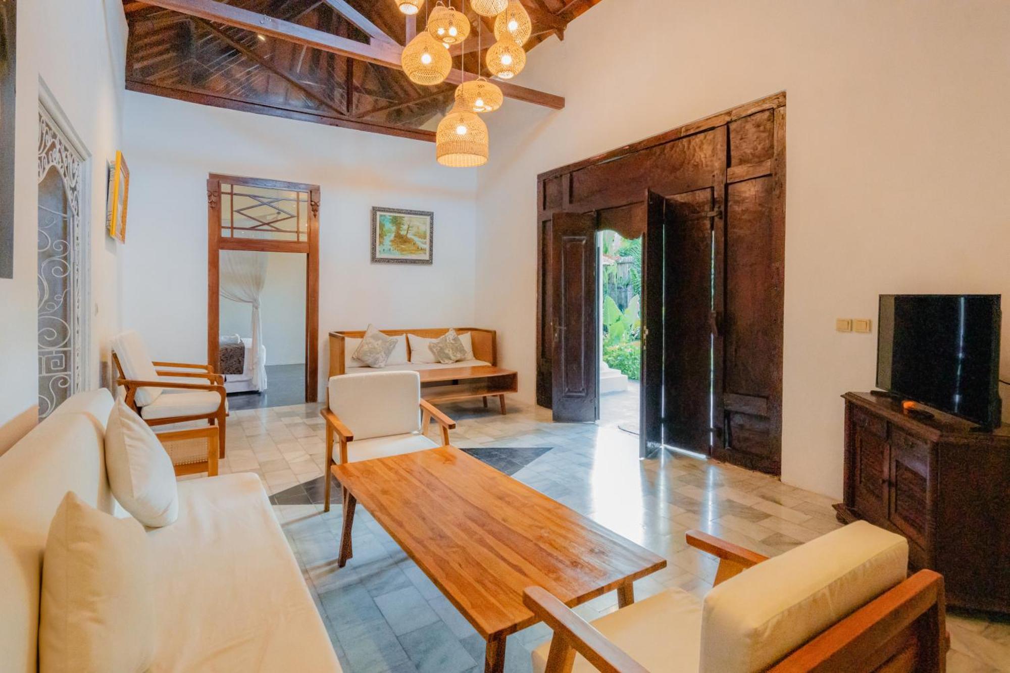 Villa Etnik Seminyak Esterno foto